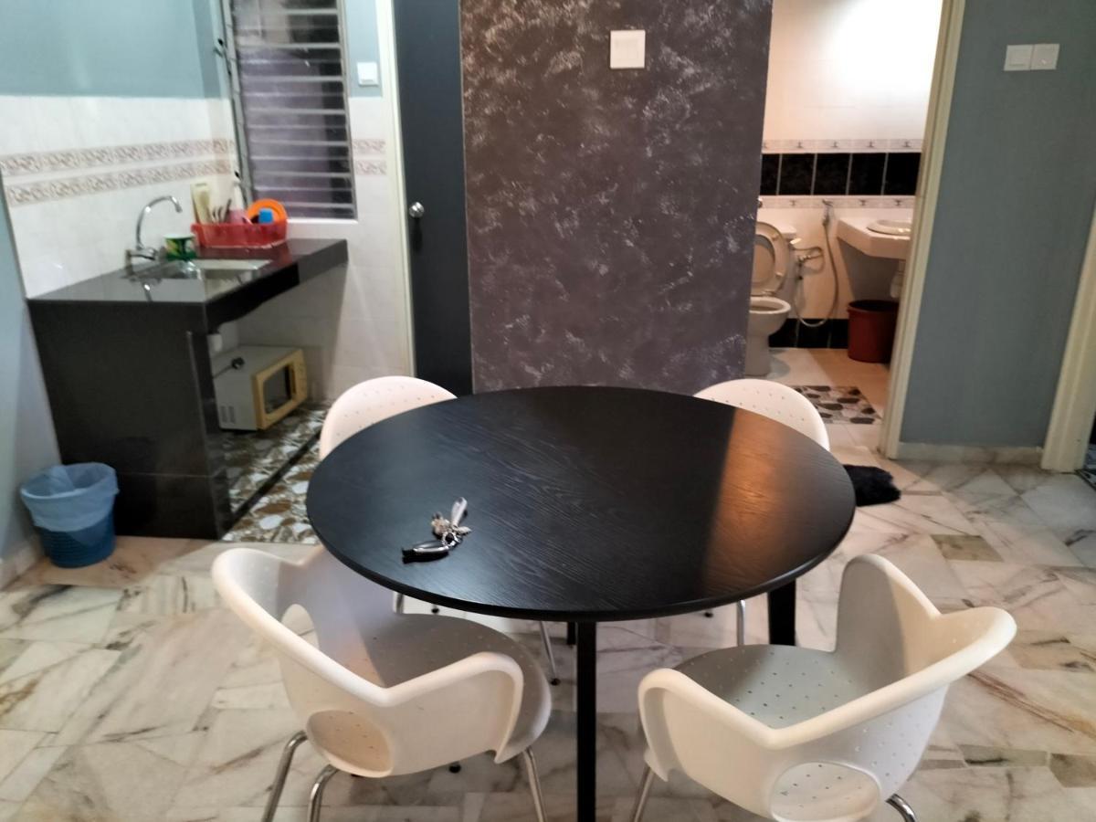 Glory Seaview 2 Bedroom Apartment